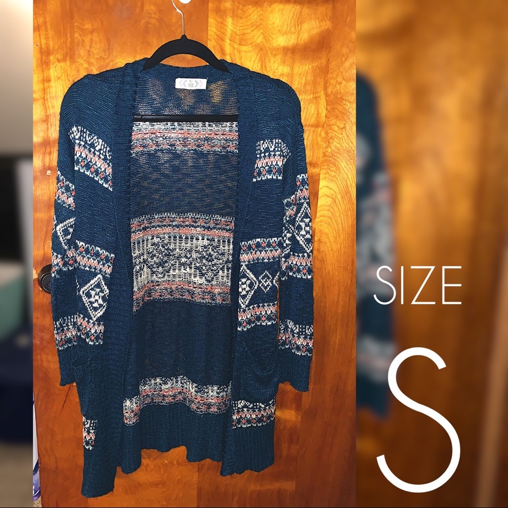 Knit cardigan w/ pockets